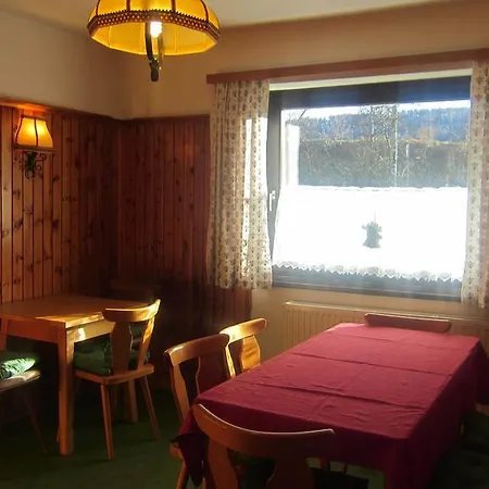 Gastehaus Edelweiss | *
